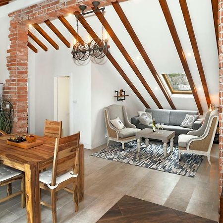 Apartment Holiday In Подстрана Екстер'єр фото