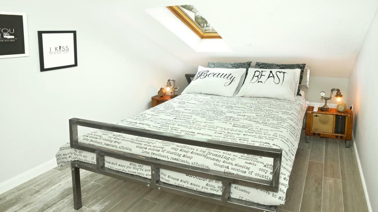 Apartment Holiday In Подстрана Екстер'єр фото